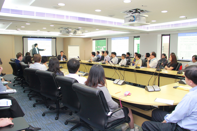 Photo 01 for An Academic Sharing Session on Spectrum Auction